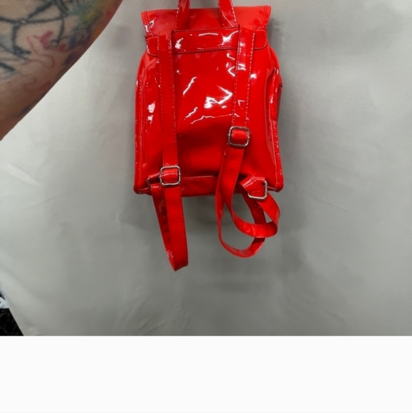 Red bag pack purse - Picture 3 of 5